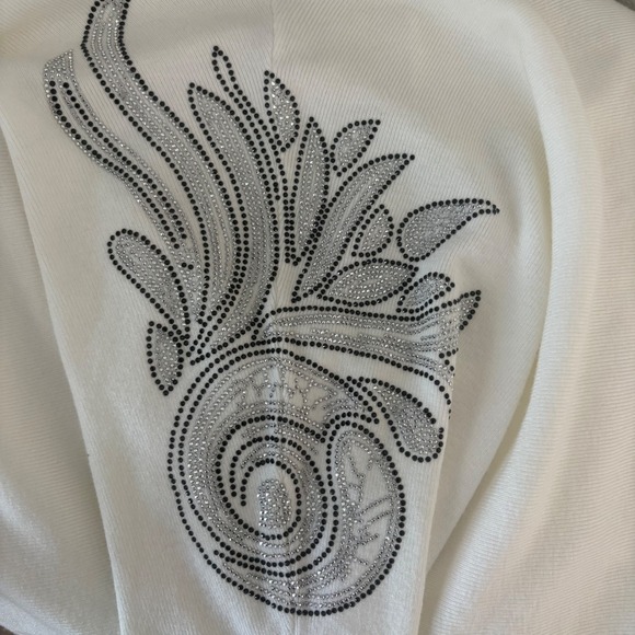 Liquid by Sioni Cream Embellished Rhinestone Dolman Sleeve Wool Blend Sweater S - Picture 4 of 6